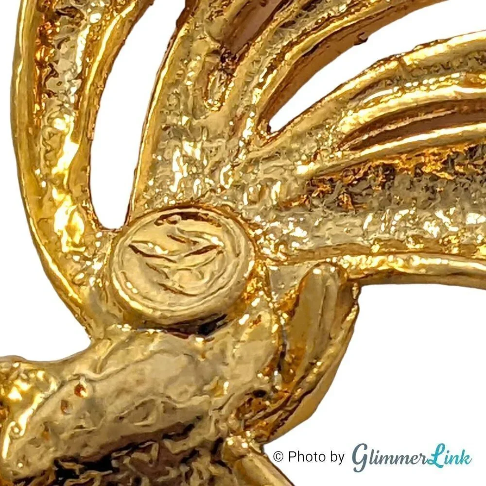 Vintage Gloria Vanderbilt Rhinestone Bow Brooch Gold Tone